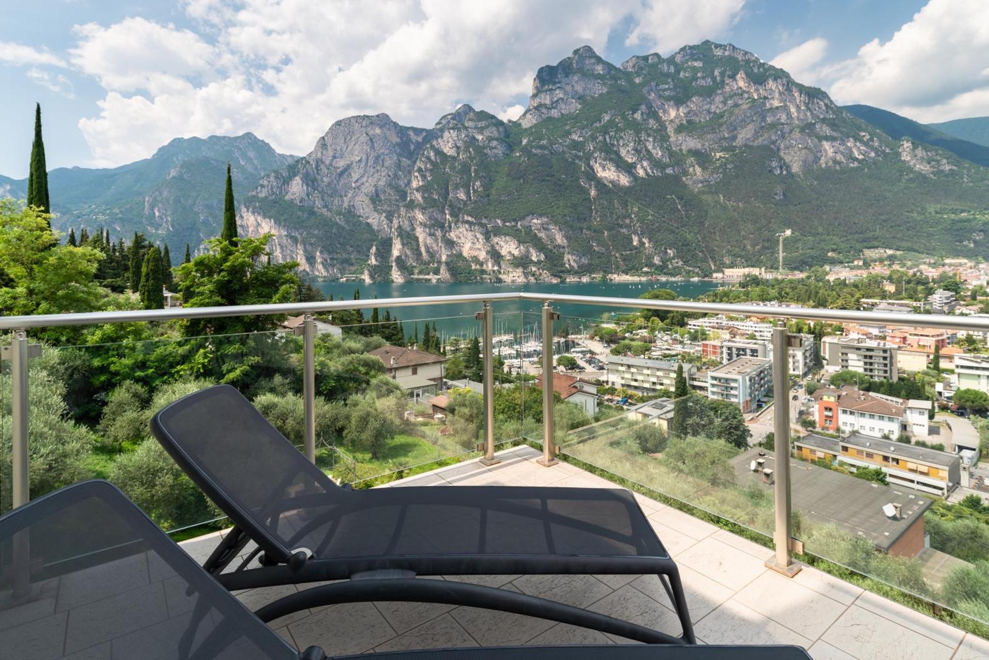 Hotel Benacus Panoramic 3*